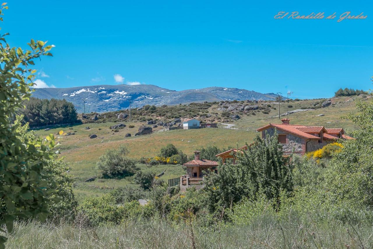 El Rondillo De Gredos Guest House Hoyos del Collado Екстериор снимка